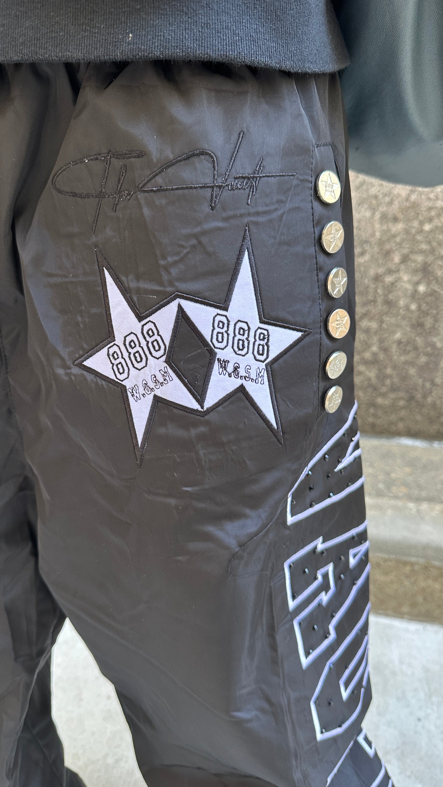 Unhinged Popstar Pants - Black