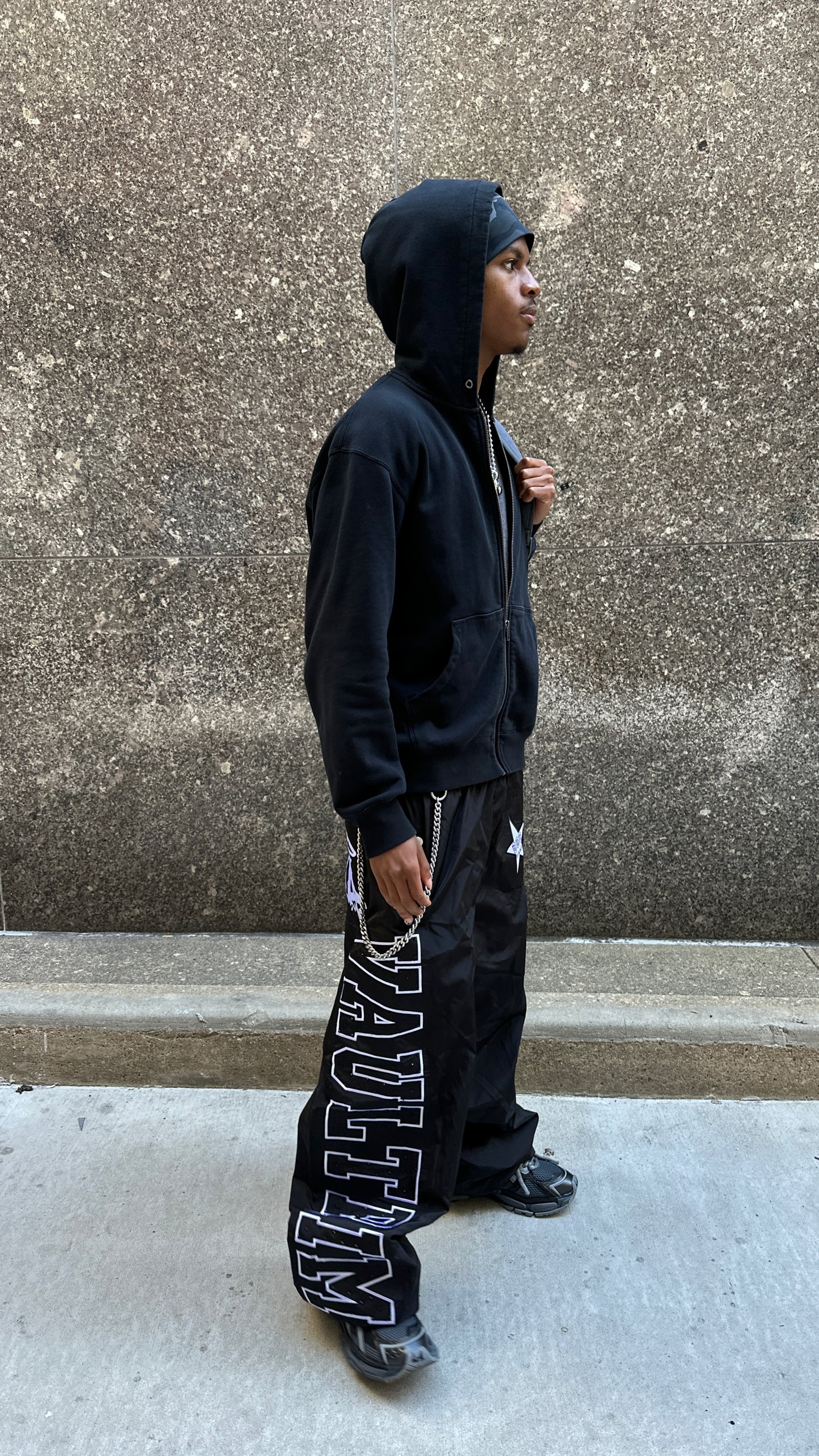 Unhinged Popstar Pants - Black